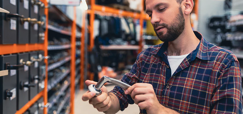 Locksmith For Retail Stores Lockout Services in La Palma, California